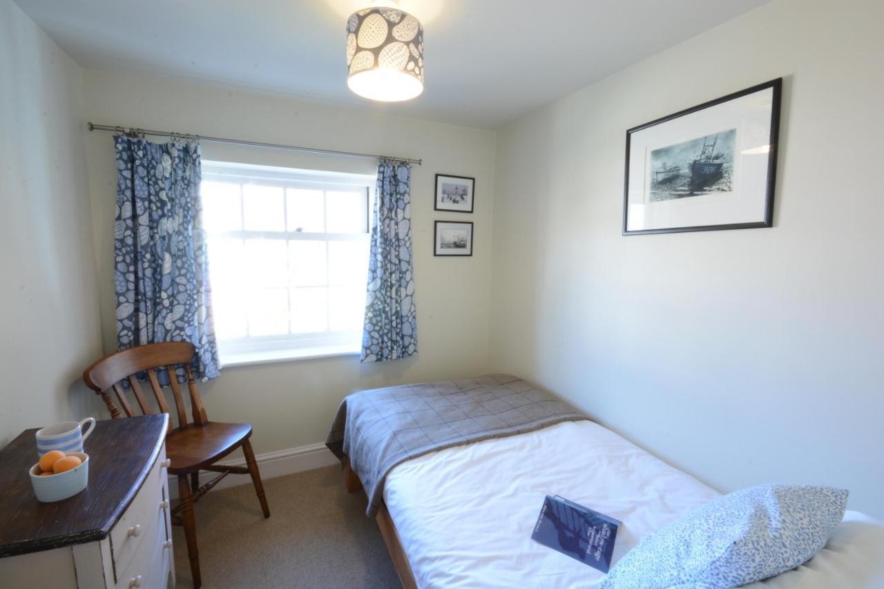 Pebble Beach Cottage, オールドバラ エクステリア 写真